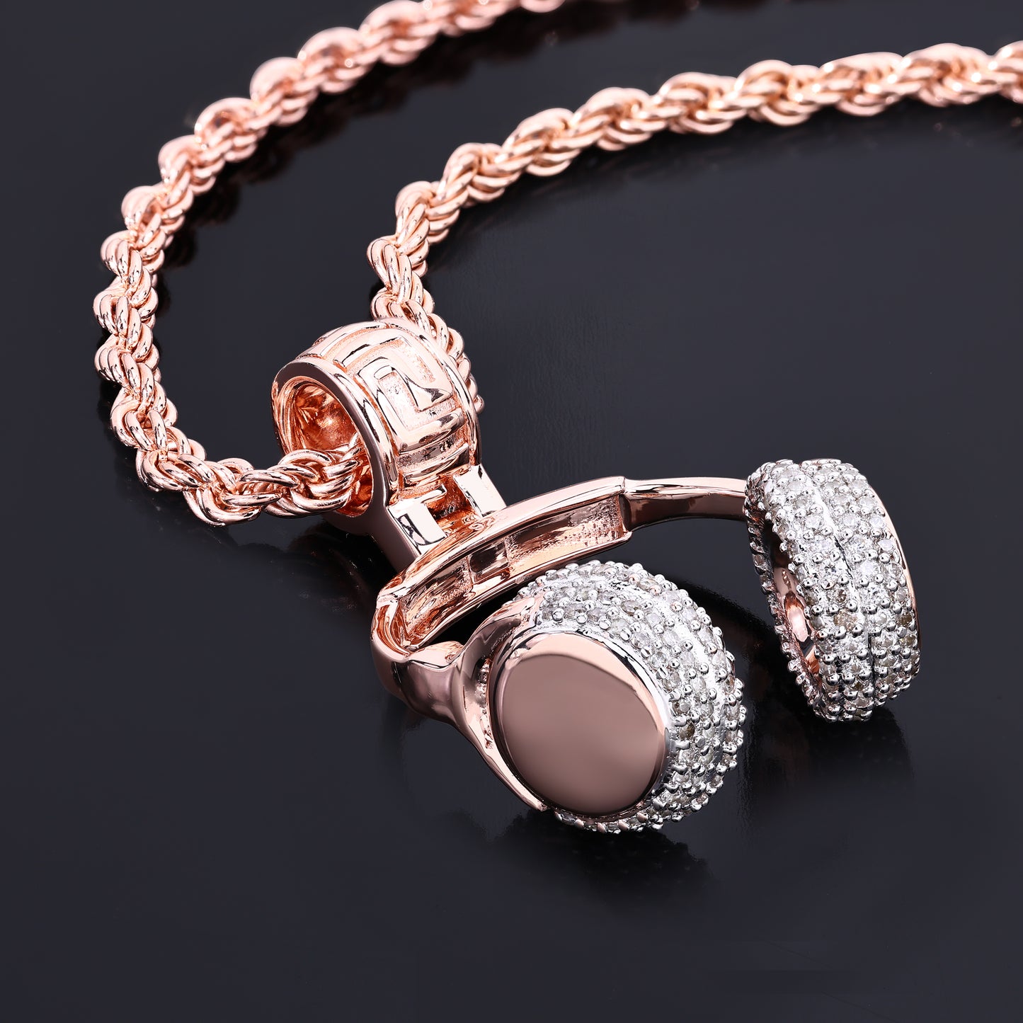 DJ Headphone Pendant