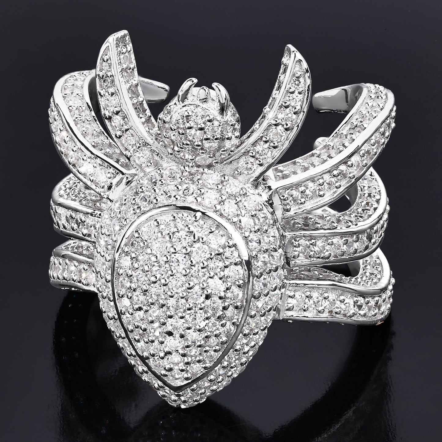 Hugging Spider Ring