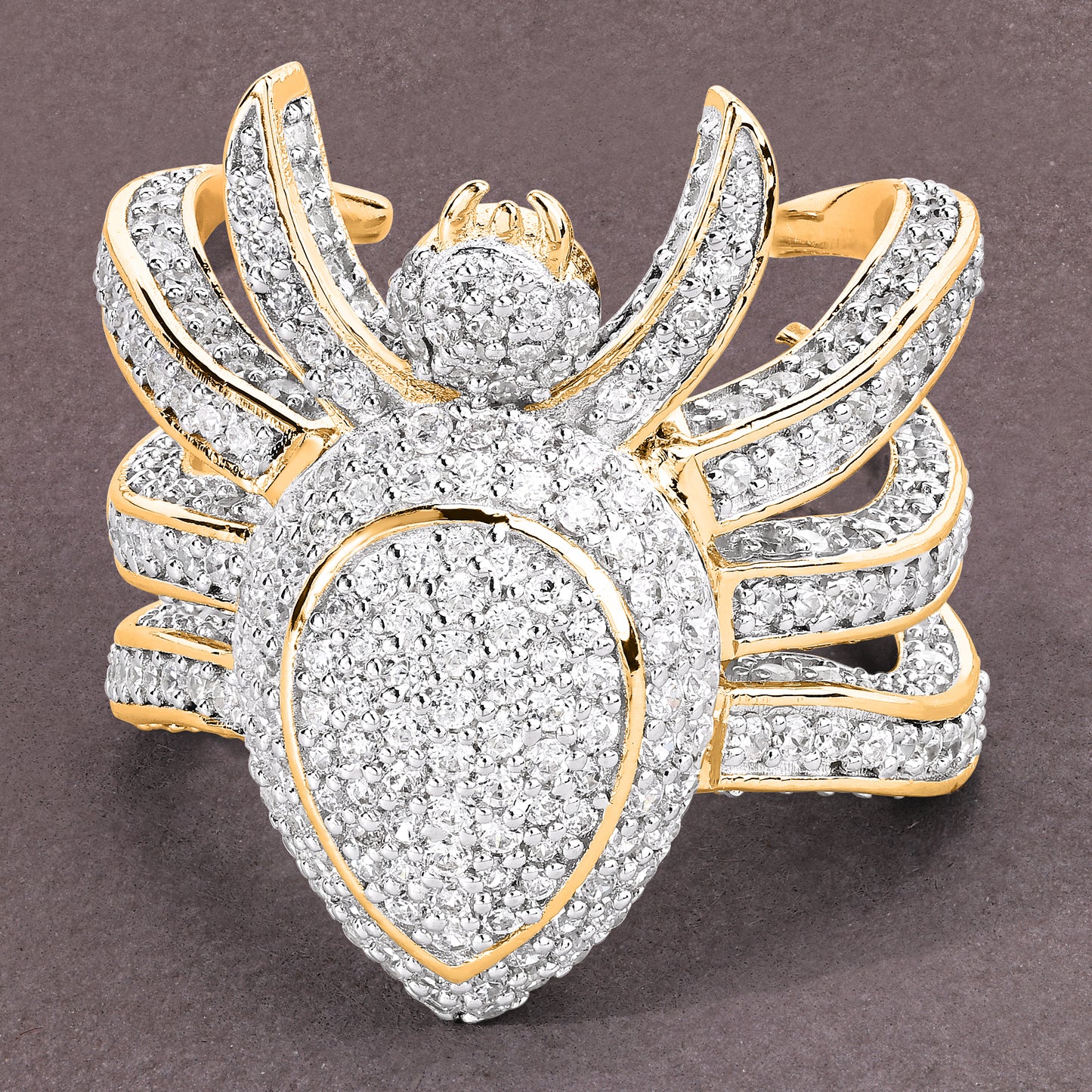 Hugging Spider Ring